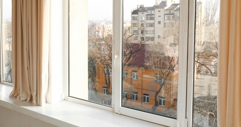 3 rétegű ablak, 2 vagy 3 rétegű ablak, 3 rétegű üveg, földig érő ablak, három rétegű ablak, műanyag ablak 3 rétegű üveggel